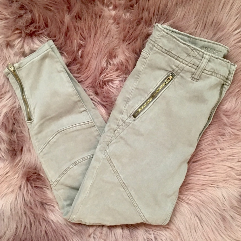 👖 American Eagle Pants 👖